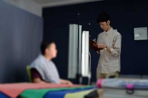 布をあてる前の個性のチェックも重要な工程です